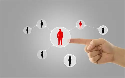 济南大学王英飞简介